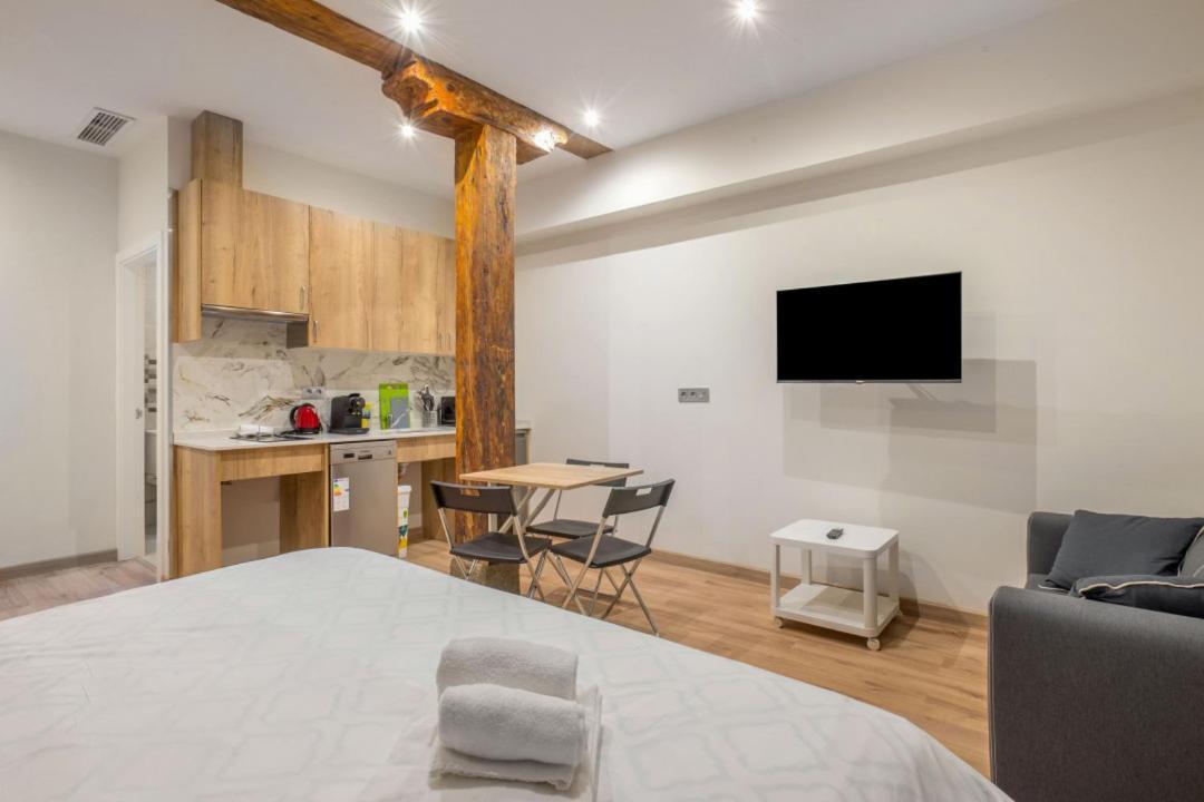 1 Bedroom 1 Bathroom Furnished - Justicia - Cozy - Mintystay 마드리드 외부 사진